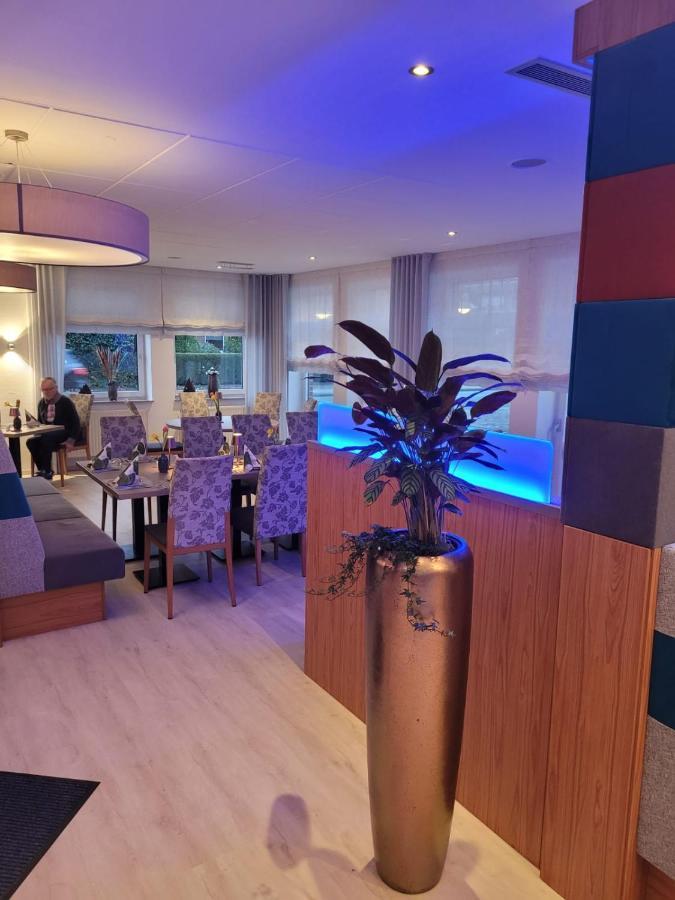 Hotel Hotel 3*