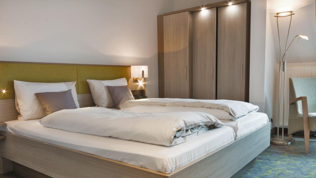 Hotel Hotel 3*